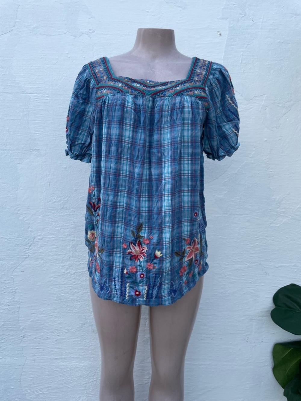 Johnny Was Embroidered Blue Plaid Women's blouse